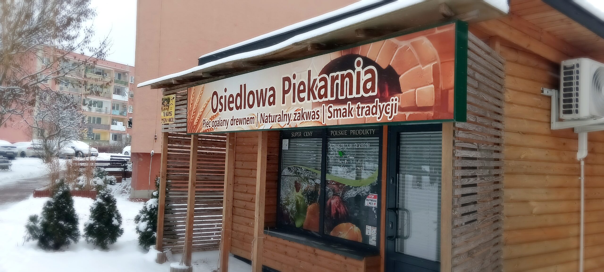 Szyld reklamowy odporny na warunki zewnętrzne